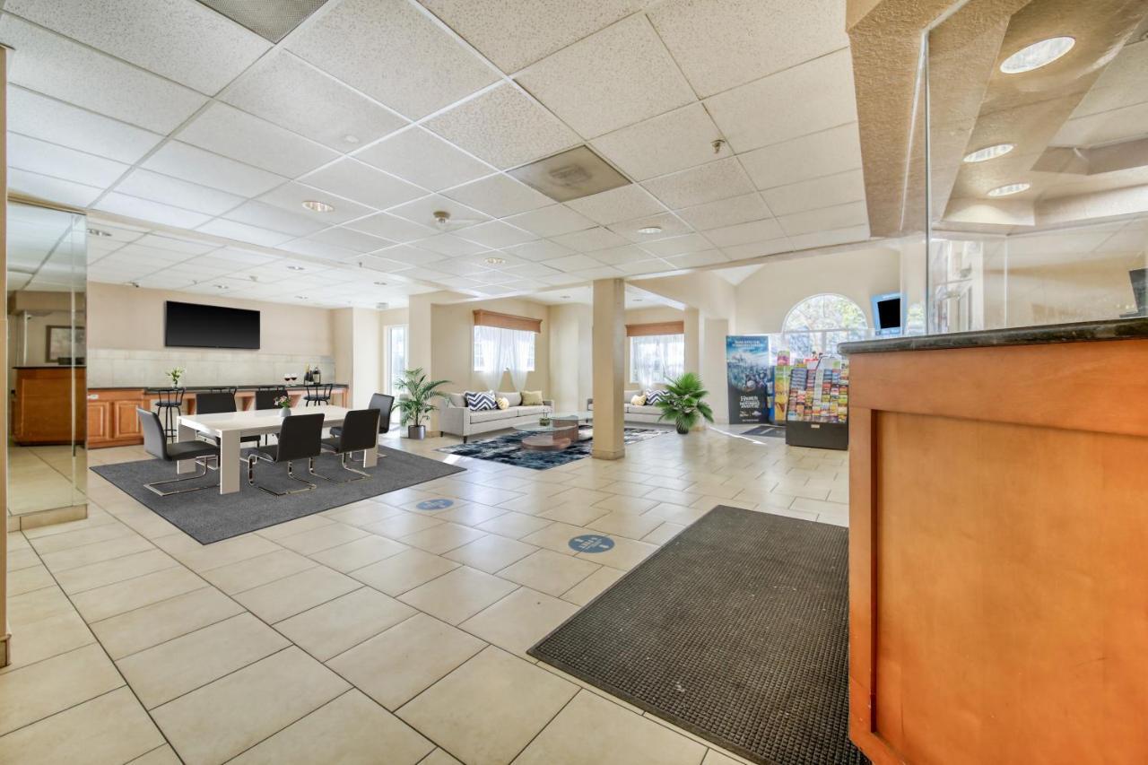 Baymont By Wyndham Orlando-International Dr-Universal Blvd Esterno foto
