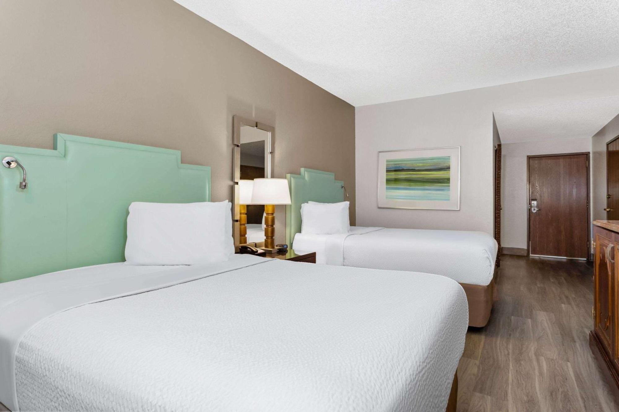 Baymont By Wyndham Orlando-International Dr-Universal Blvd Esterno foto