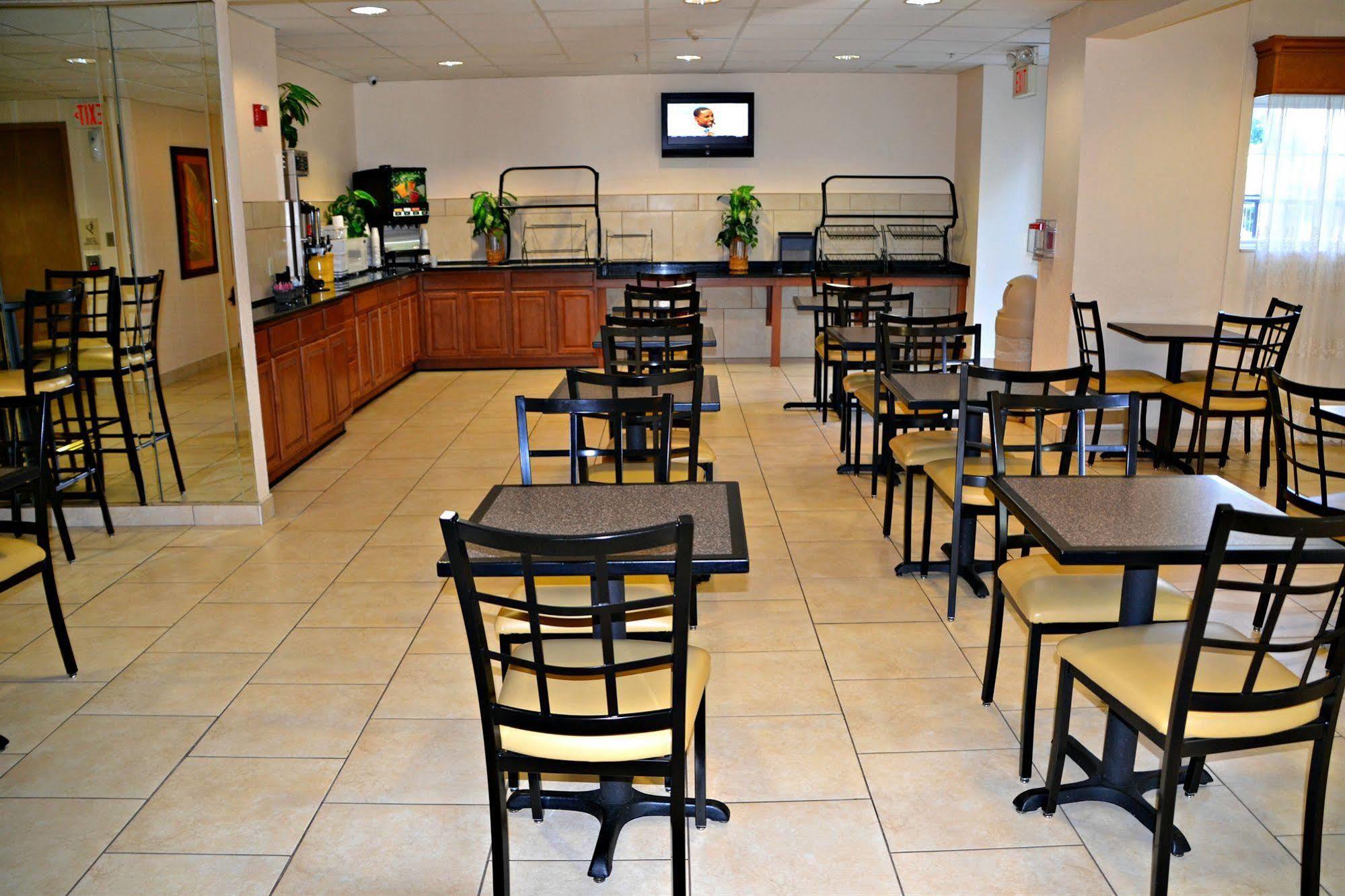 Baymont By Wyndham Orlando-International Dr-Universal Blvd Esterno foto