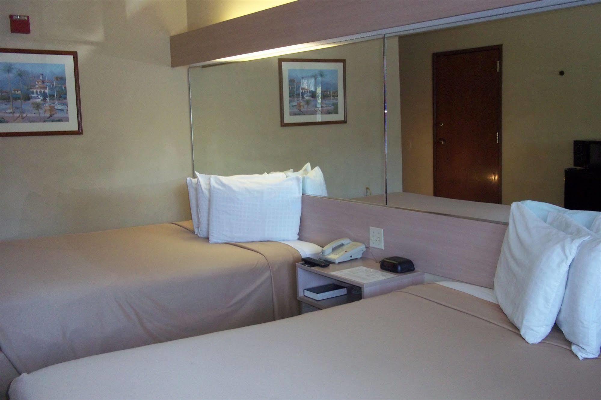 Baymont By Wyndham Orlando-International Dr-Universal Blvd Esterno foto